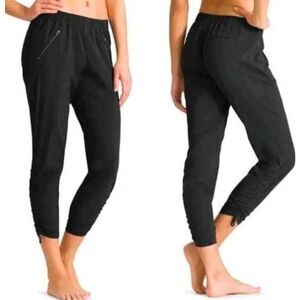 ATHLETA Aspire Ankle Pant Joggers Size 4P